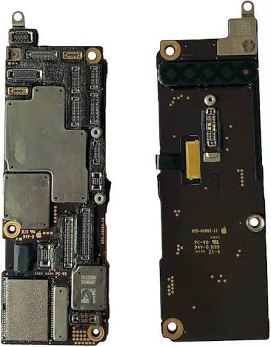 بورده ايفون سواب 15 PRO MAX